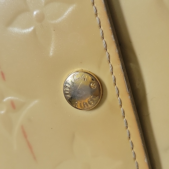 Louis Vuitton Vernis Cream wallet - Picture 10 of 14